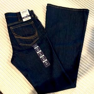 NWT Ariat High Rise Flare